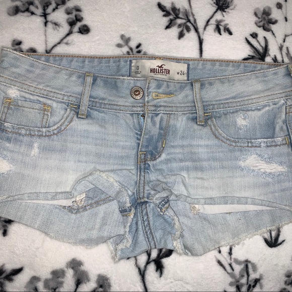 Hollister Pants - HOLLISTER JEAN SHORTS
